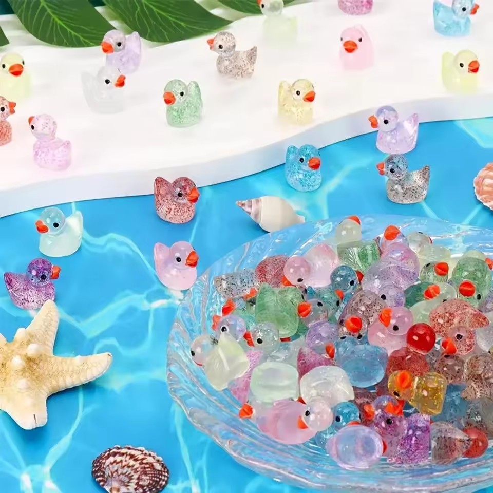 ~ Miniature Resin Duck with Pu - đánh giá và giá Pothos